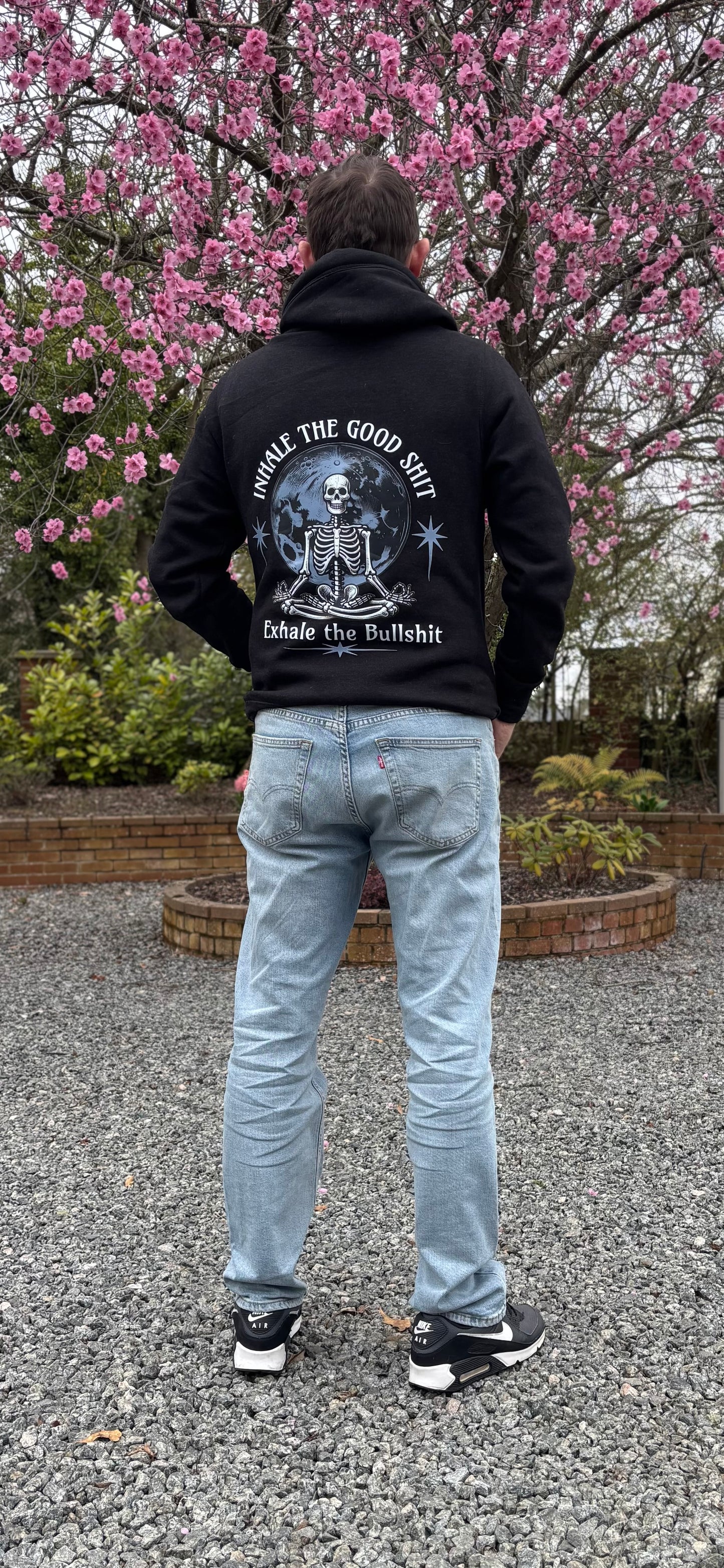 Inhale the good shit exhale the bullshit Hoodie